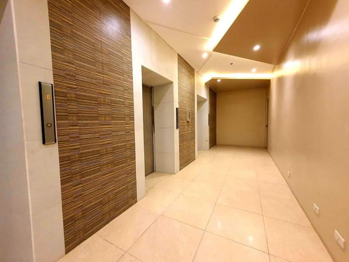 Sunvida Tower Residences Infront Of Sm City Cebu Extérieur photo