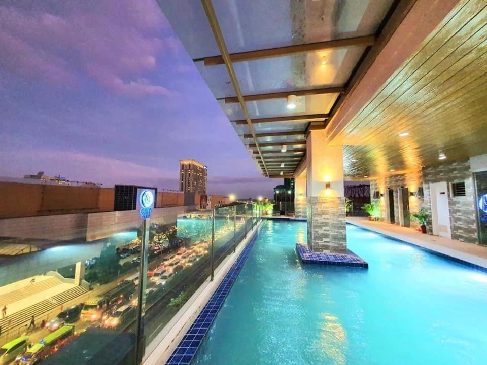 Sunvida Tower Residences Infront Of Sm City Cebu Extérieur photo