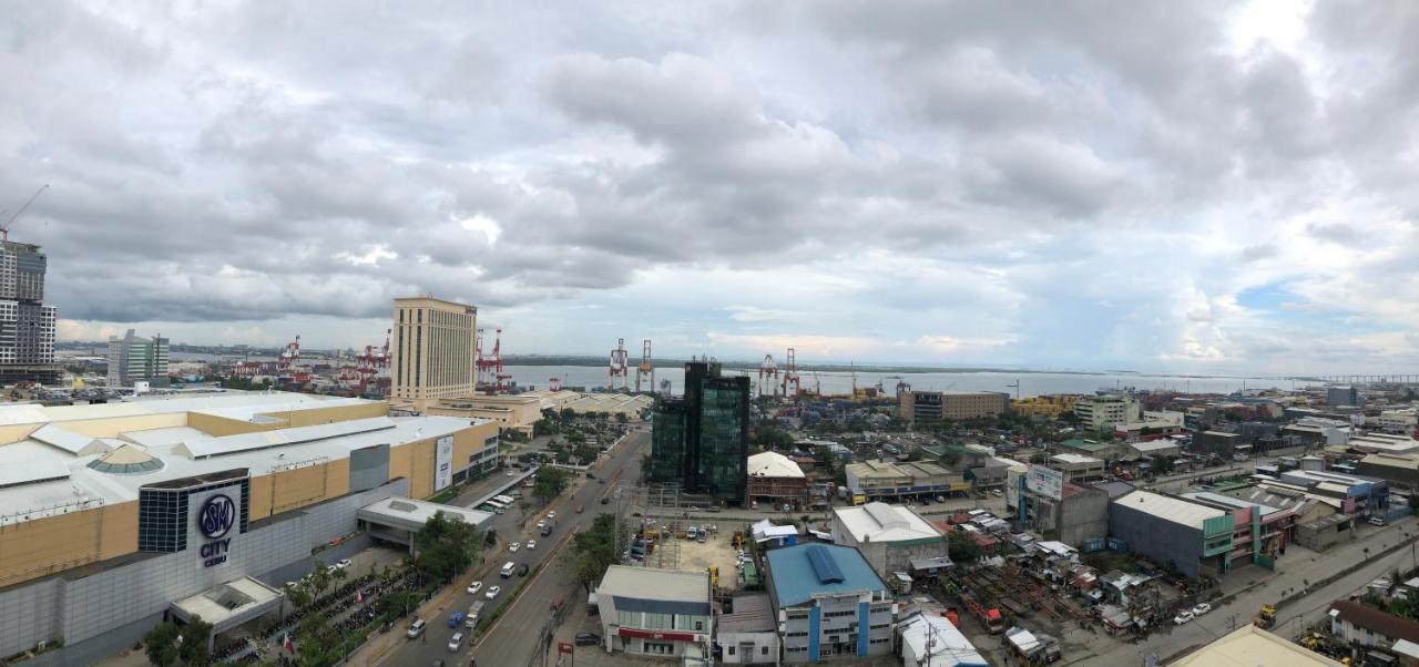 Sunvida Tower Residences Infront Of Sm City Cebu Extérieur photo